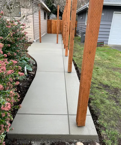 Broom Finish Sidewalk Entrance in Normandy 